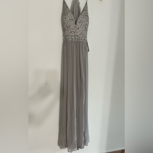 NWT Macy’s Emerald Sundae Gray maxi dress size Small, V neckline, front slit - Picture 3 of 15